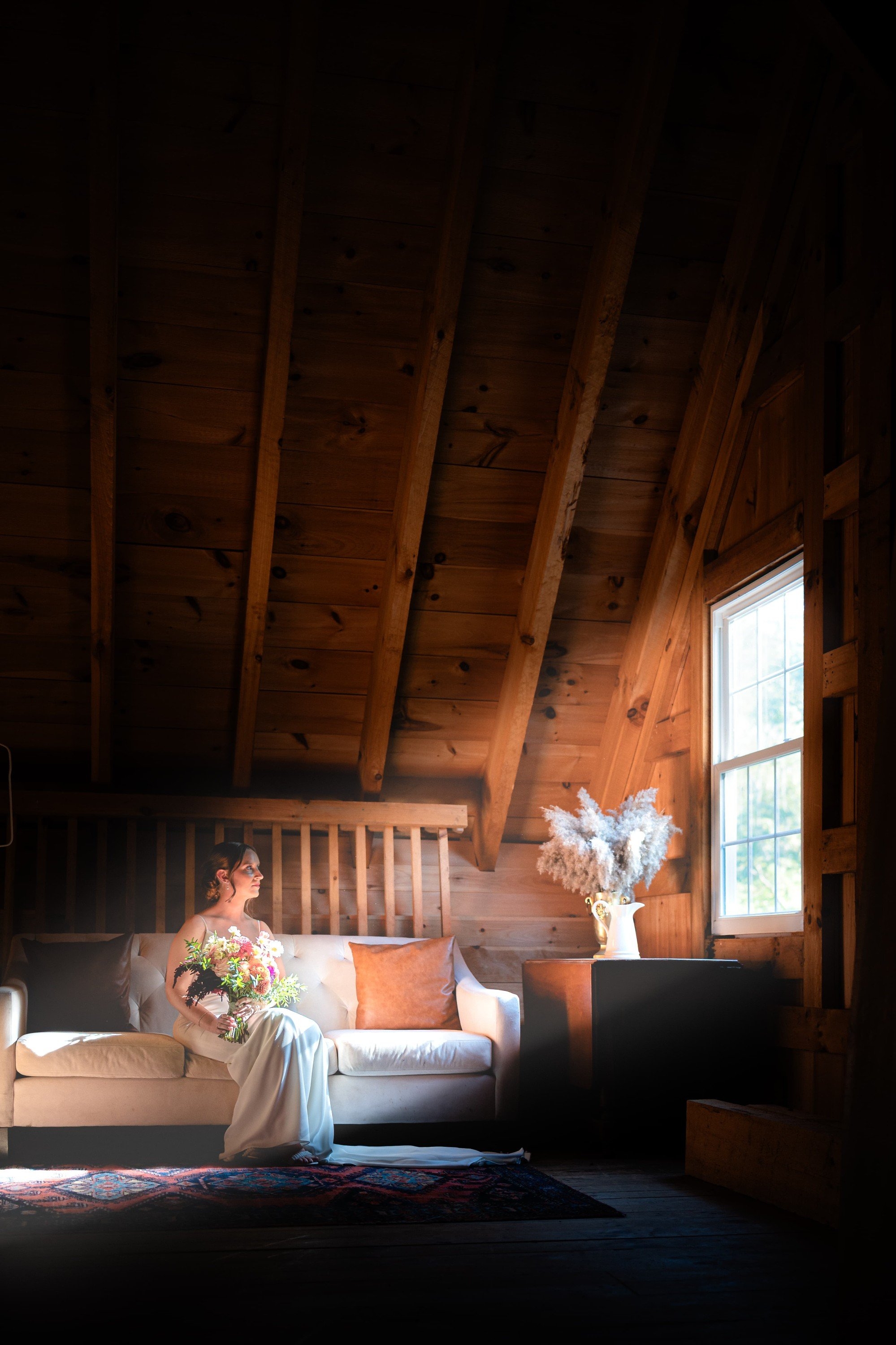 carousel-hero-element image-0