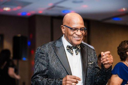 mobile - carousel-hero-element image-1